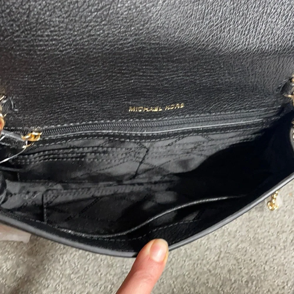 Michael Kors Bellamie large clutch brand new